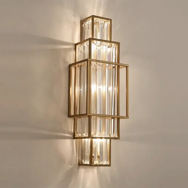 Modern Art Deco Crystal Wall Lamp – Luxurious Geometric Design featuring elegant gold frame and crystal-clear glass.