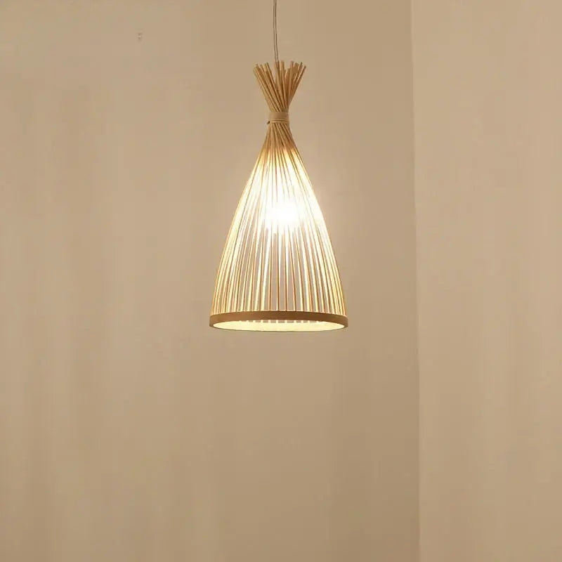 Simple Wicker Lamp Shade - Eco-Friendly Charm