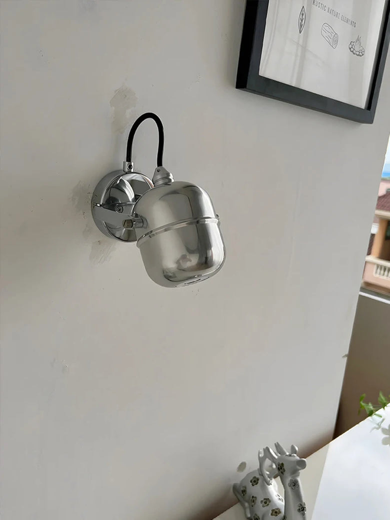 Applique murale chromée avec bras réglable