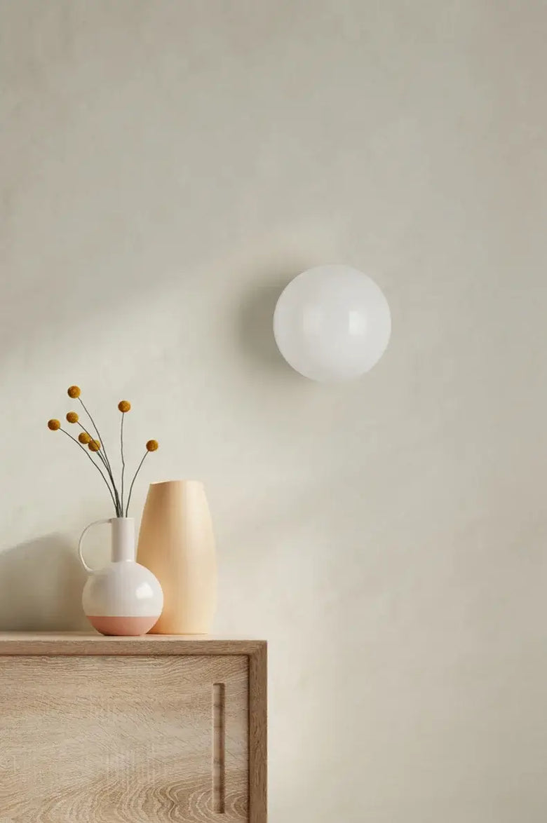 Applique Murale Globe en Verre Dépoli - Applique LED Moderne