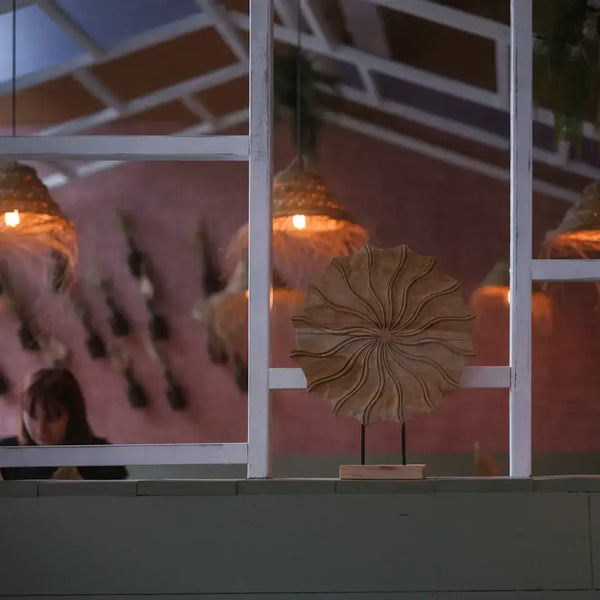 Elegant Rattan and Plexiglass Ceiling Lights for Stylish Spaces