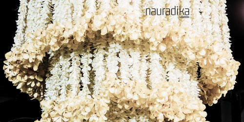Lighting inspired by nature with organic design resembling hanging foliage