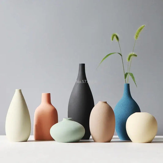 Matte Ceramic Vase - Nordic Elegance & Charm