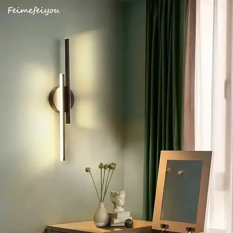 Efficient Modern Wall Light Fixture