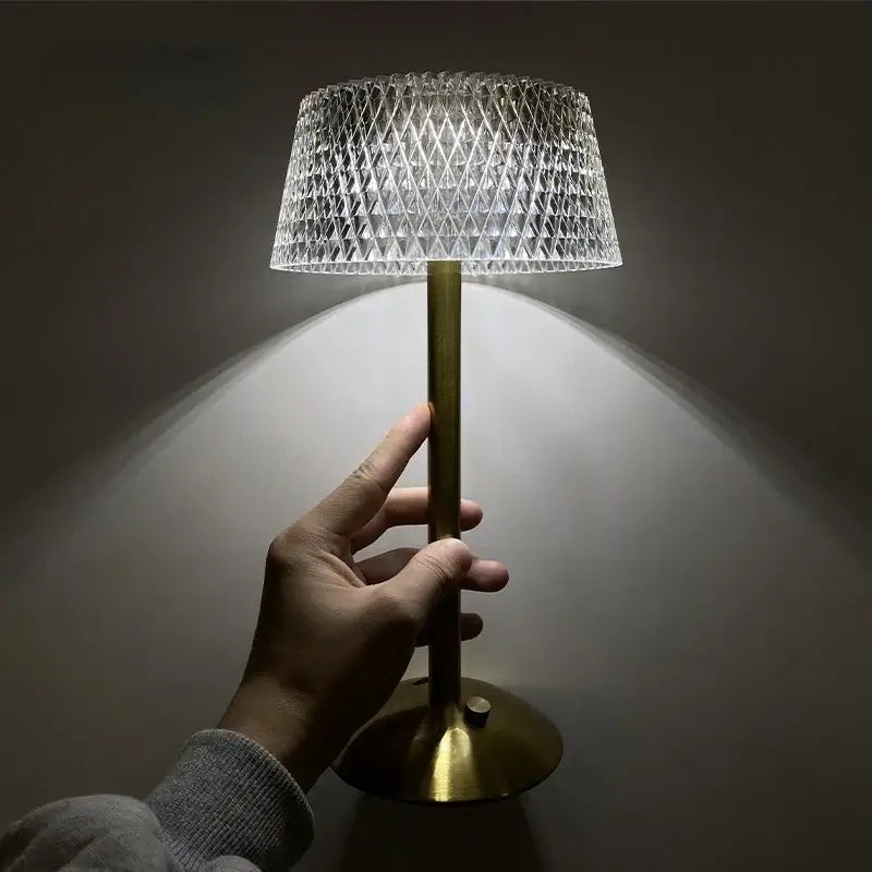 Art-Deco Cordless Table Lamp – Rechargeable, Gold