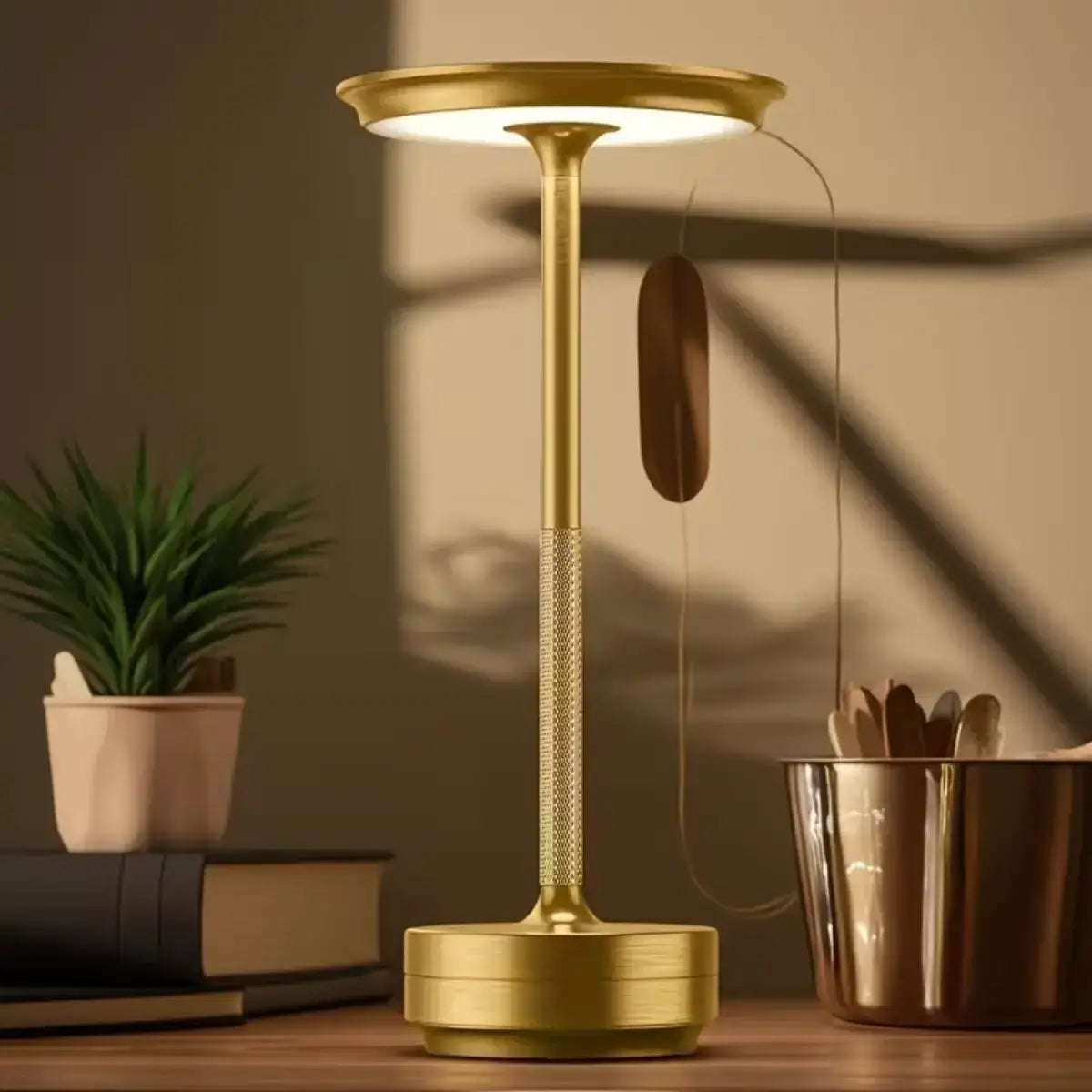 Minimalist Disc Cordless Table Lamp – Rechargeable, Touch Dimmer