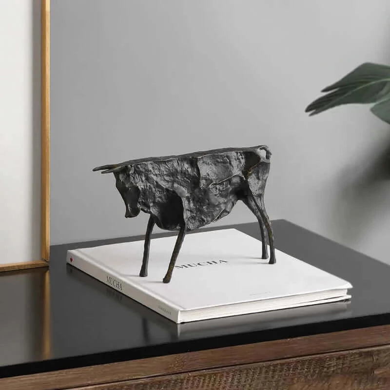 Sculptures Statues Abstract Bull Statue   S5e7fac129112497691ad4427875130567.webp