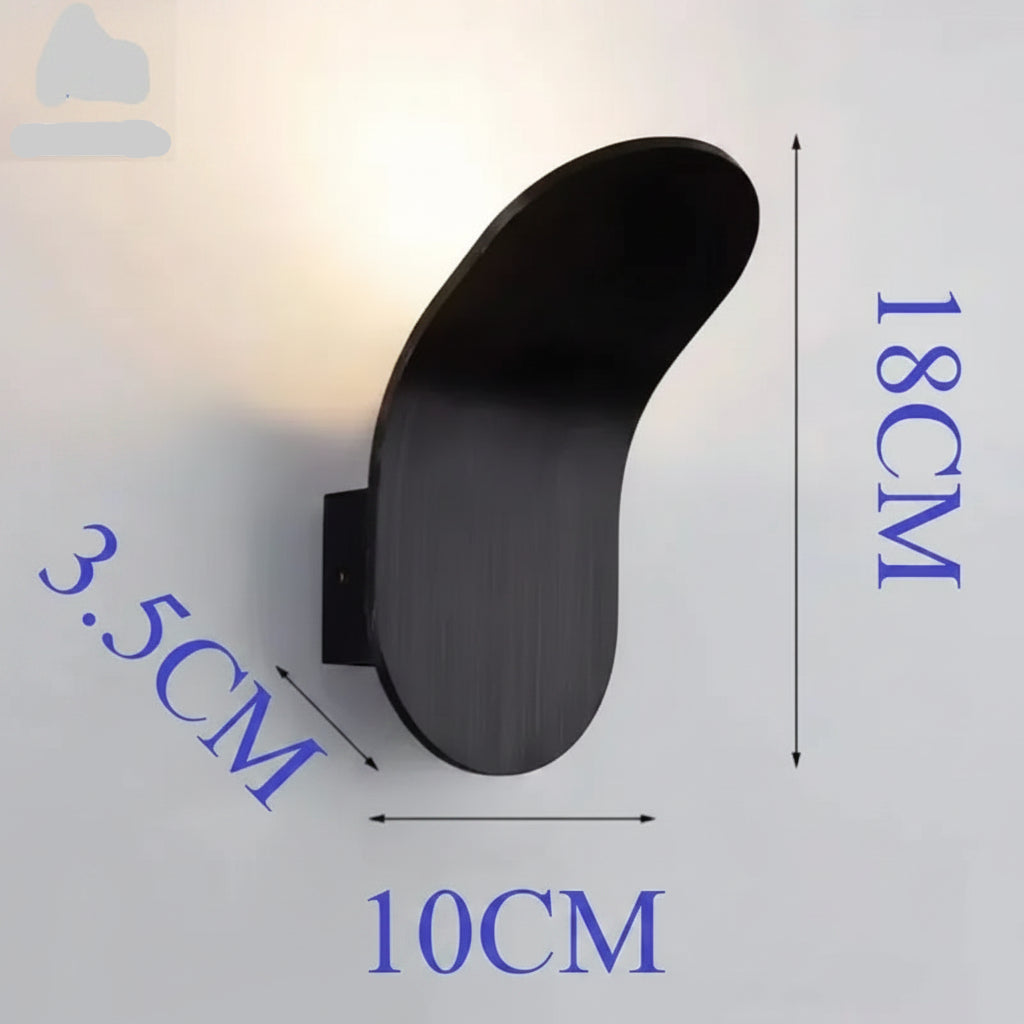 Wall Lamp: Mid-Century Modern Japanese Style, leaf-inspired design with dimensions 18x10x3.5 cm, mounted on a wall.