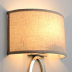 Classic American Bedside Lamp - Elegance & Functionality