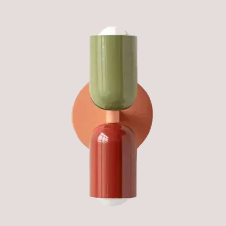 Classic Midcentury Modern Wall Lamp (10x25cm) in green and red, featuring a wide lighting area and timeless design for any room style.